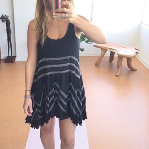 Free people black lace slip ✨ sz xs